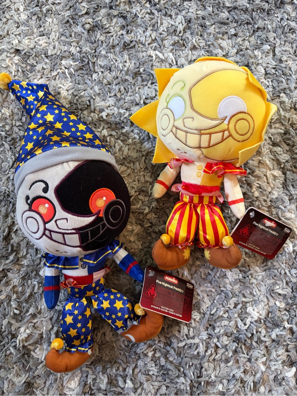 Five Nights at Freddy's Security Breach Sun & Moon Plushies NEW W TAGS Bundle